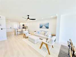 featured image of 353 S Us Highway 1 #E204