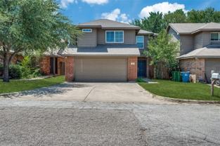 598 Harbour Town Dr - Photo 1 of 1