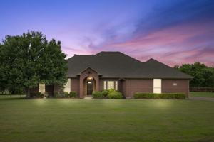featured image of 2606 Ash Dr