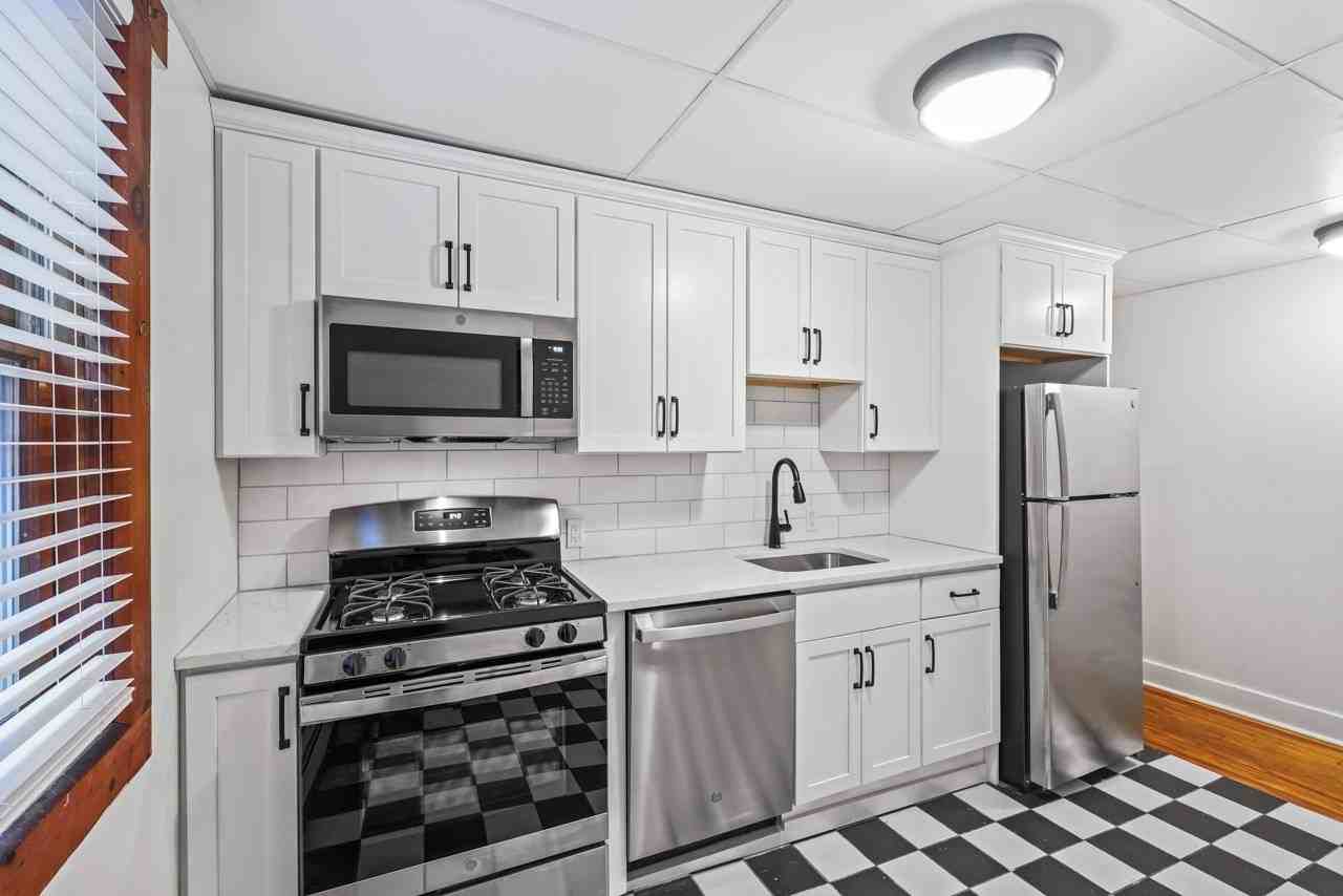 33 Franklin Street #3