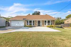 featured image of 1301 Nw 63rd St