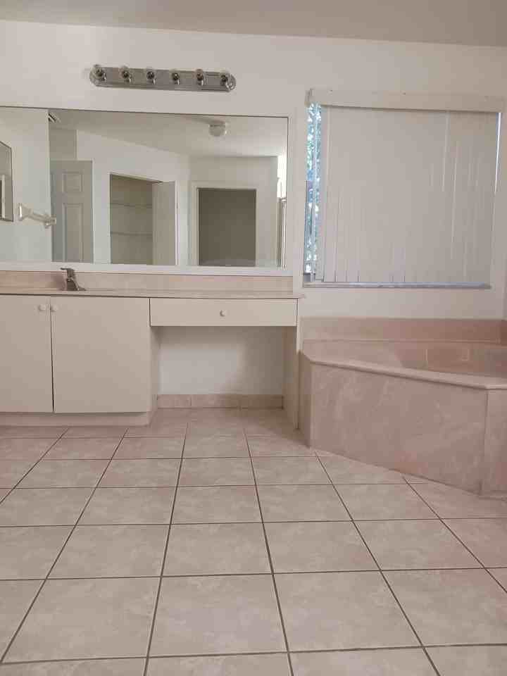 738 Perdido Heights Drive - Photo 7 of 16