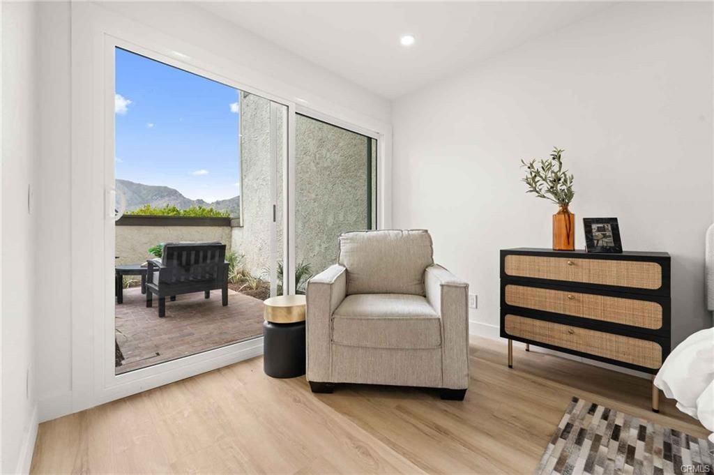 1782 Palisades Dr - Photo 2 of 8