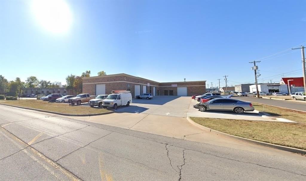 3913 N Ann Arbor Ave #C