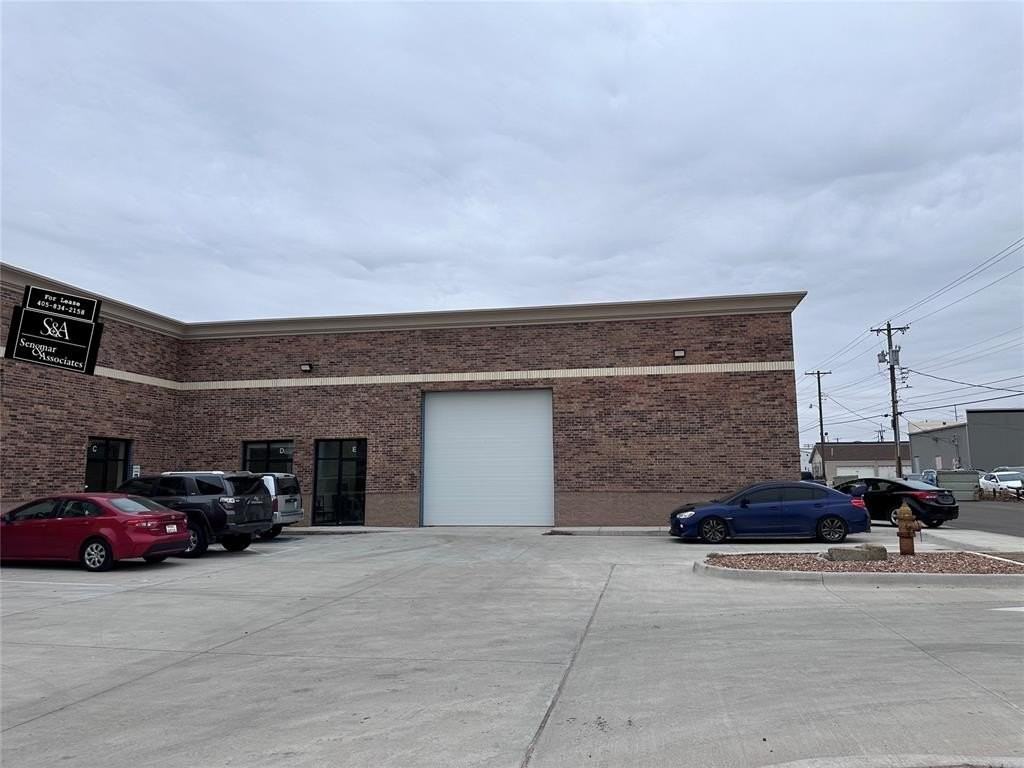 3913 N Ann Arbor Ave #C - Photo 6 of 37