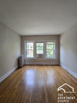 832 Reba Pl #1N - Photo 1 of 1
