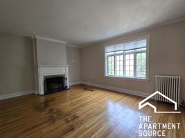 featured image of 1107 Lake St #3N