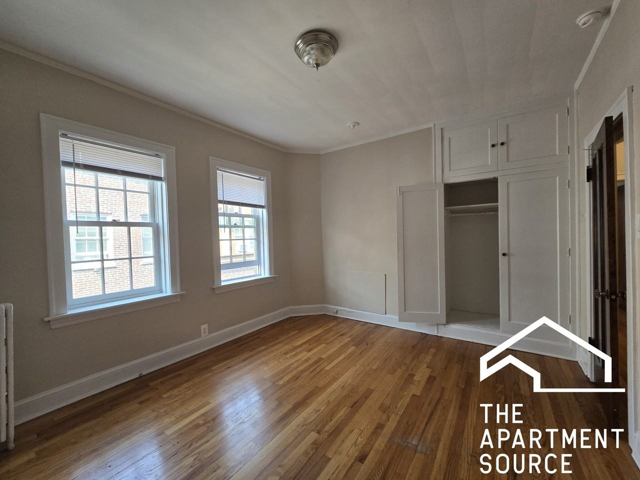 1107 Lake St #3S - Photo 3 of 12