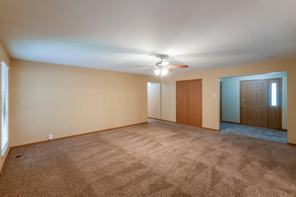 4131 Les Cherbourg Ln - Photo 3 of 25