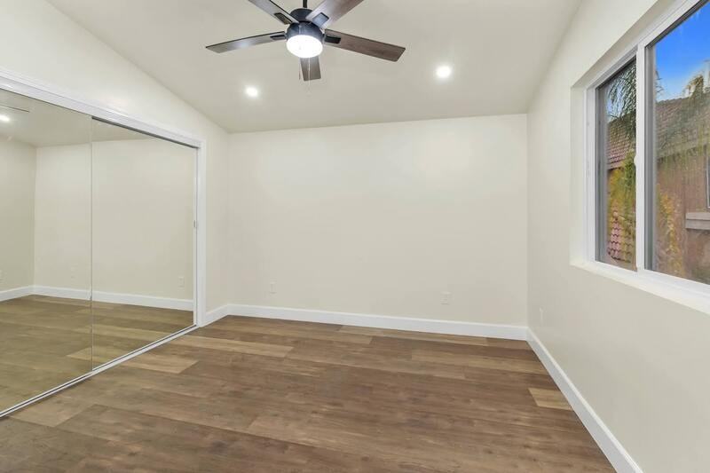 918 Monterey St #918 - Photo 3 of 4