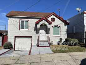 2611 76th Ave - Photo 1 of 1