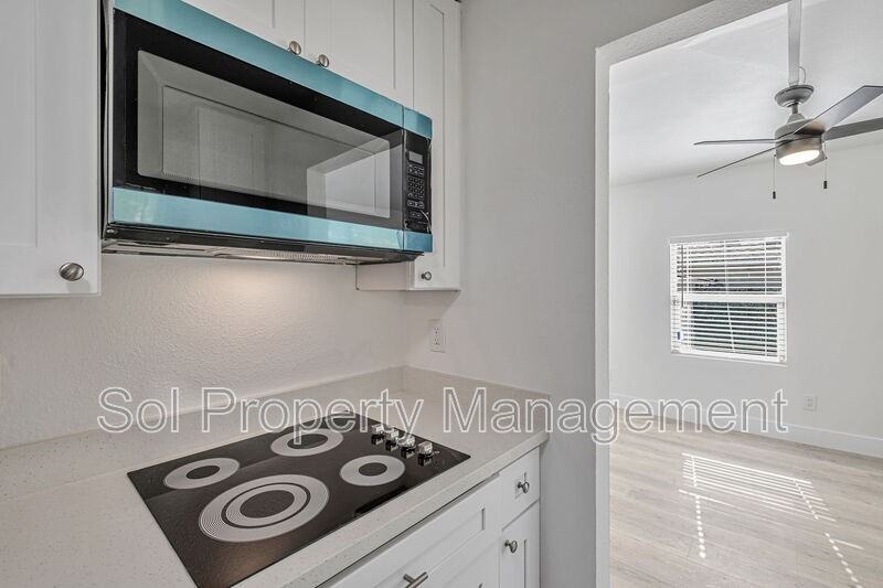 822 Eaton St - Photo 7 of 16