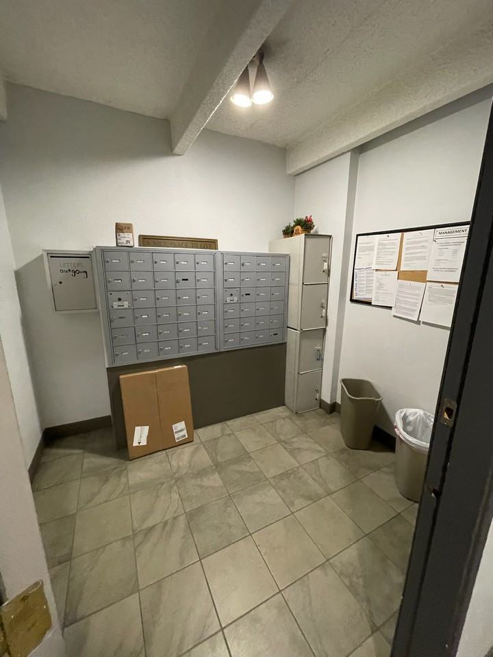 551 N Pearl St #106 - Photo 3 of 24