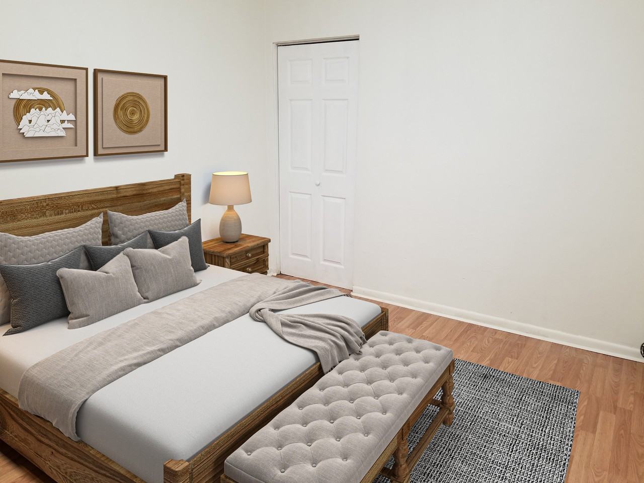 1830 E 101st St #4 - Photo 2 of 2