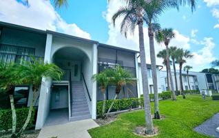 featured image of 1002 Green Pine Boulevard #H2