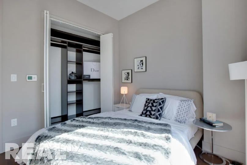 E 44th St #34N - Photo 6 of 8