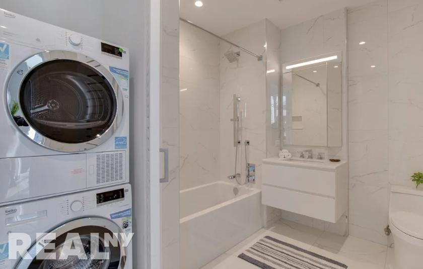 E 44th St #34N - Photo 7 of 8