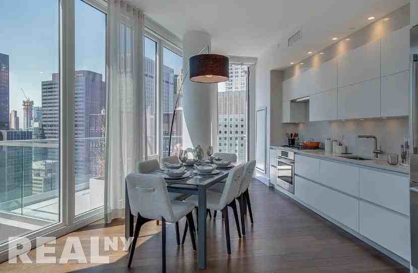 E 44th St #12E - Photo 3 of 5