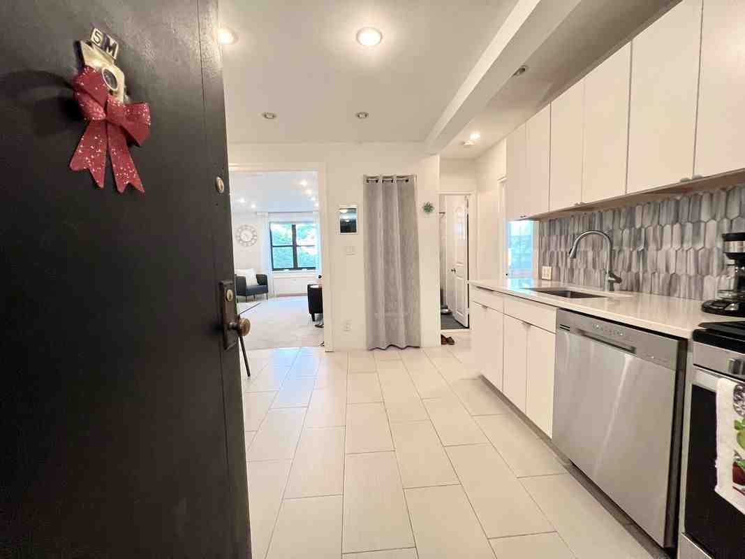 7303 Bell Blvd ##5m - Photo 3 of 11