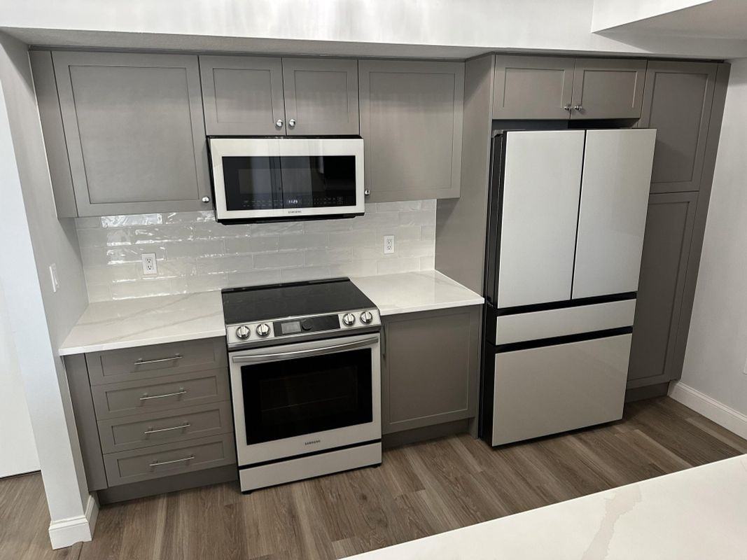 1551 N Flagler Dr ##905 - Photo 2 of 10