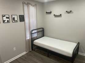 2800 Violet Ave - Photo 1 of 1