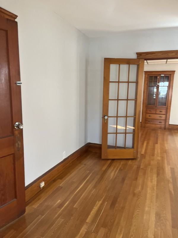 117 Perry Ave #1stFL - Photo 6 of 18