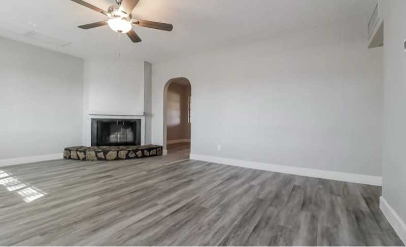 2737 W Montebello Ave - Photo 3 of 14