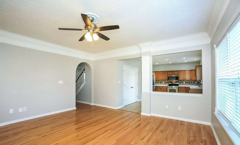10140 Cheswick Ln - Photo 2 of 13