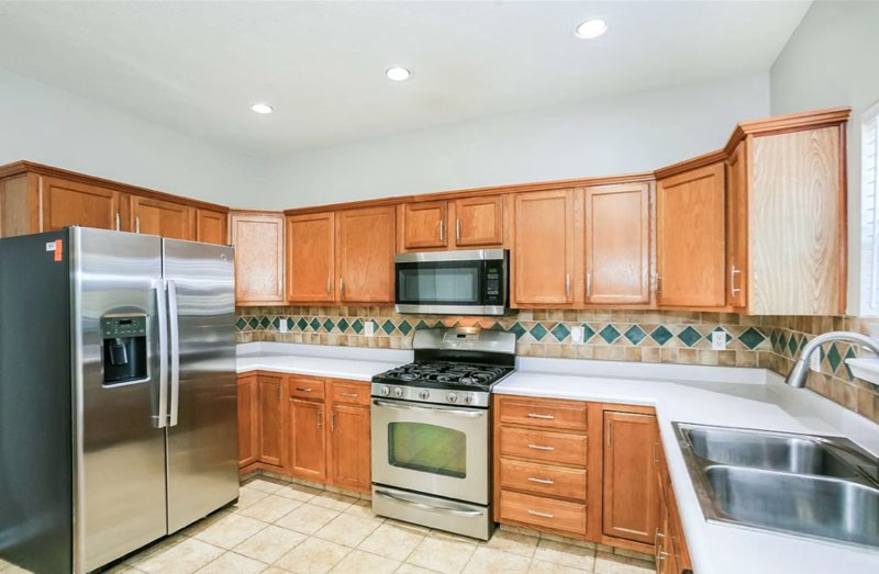 10140 Cheswick Ln - Photo 3 of 13