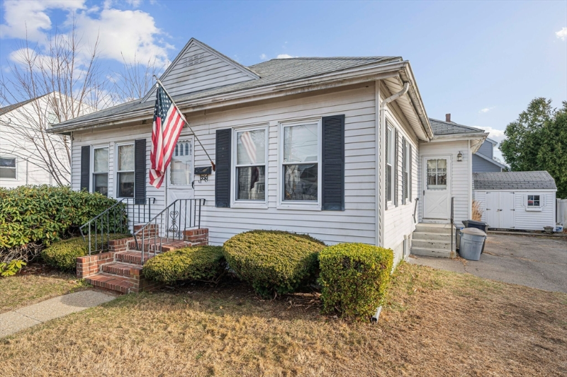 350 Manet Ave - Photo 2 of 11