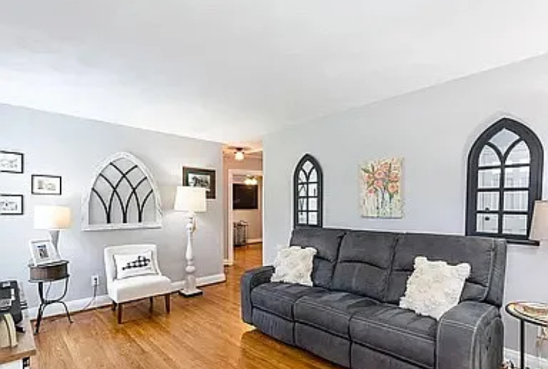 3033 Dartmouth Ave - Photo 2 of 11