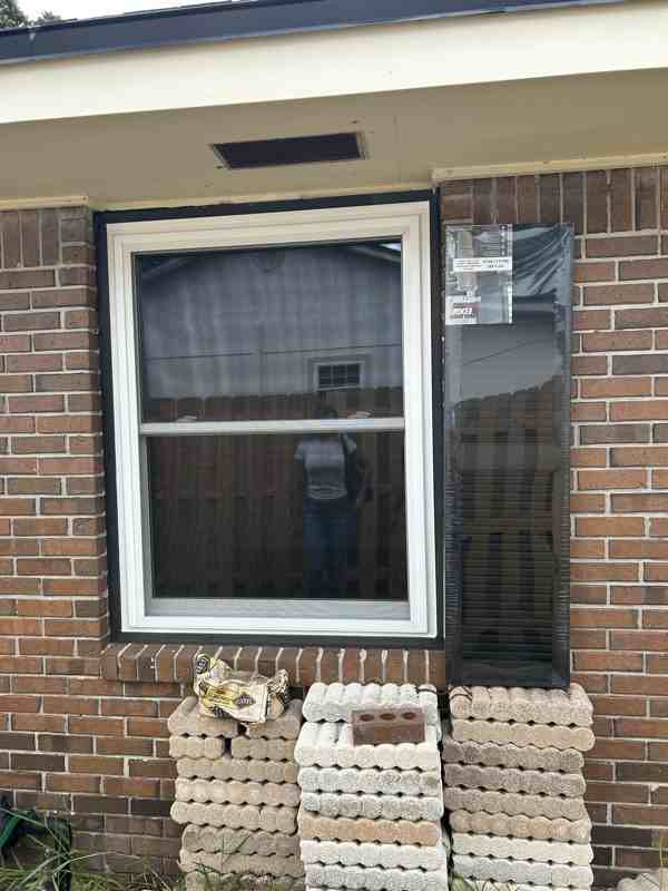 4227 Seabreeze Dr - Photo 3 of 3