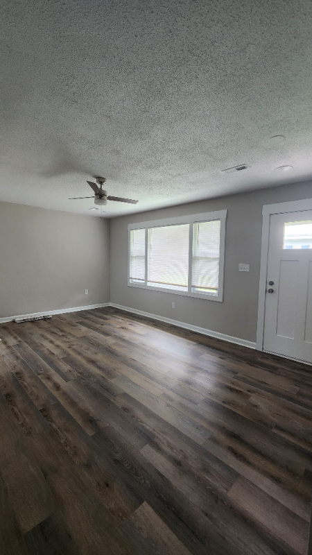 626 Surfside Dr #A - Photo 4 of 6