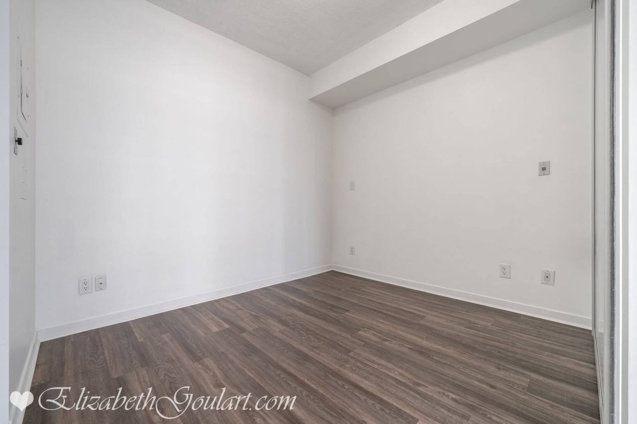 65 Bremner Boulevard - Photo 7 of 28