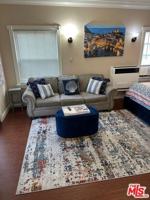 featured image of 1025 Locust Ave #6