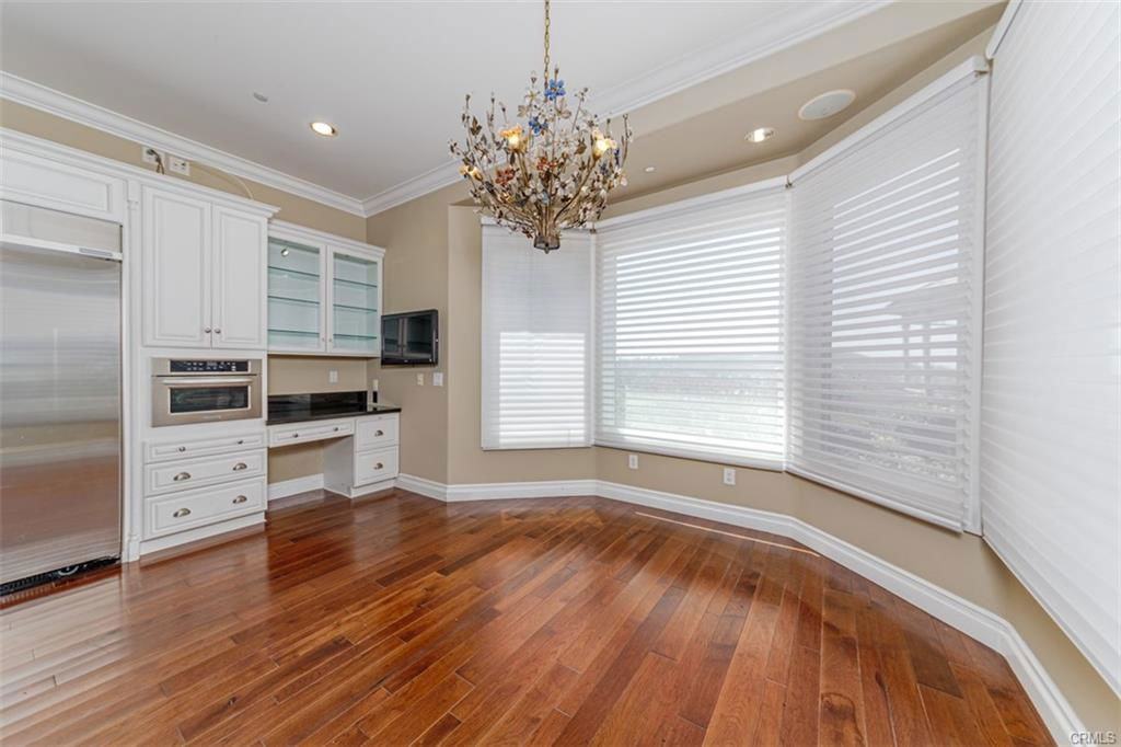 9772 Crestview Cir - Photo 2 of 8