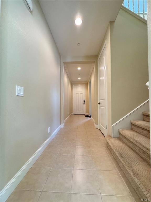 104 Willowbend - Photo 3 of 8