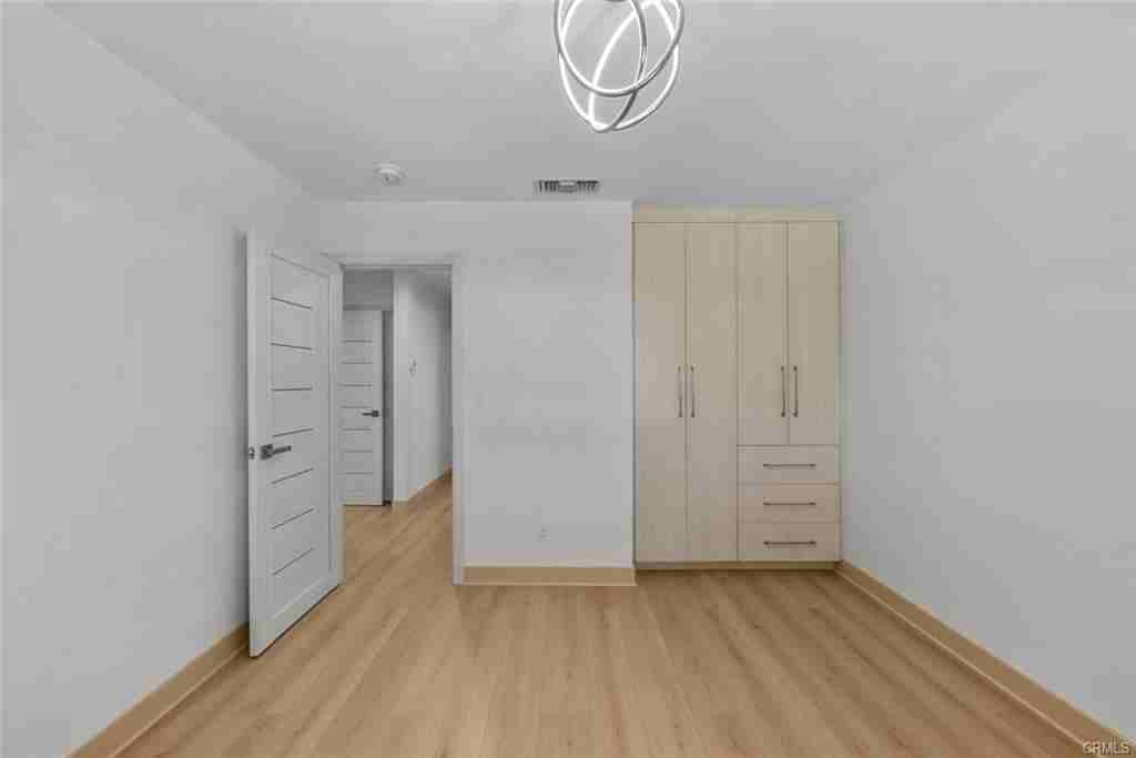 11230 Dominica Avenue - Photo 2 of 8