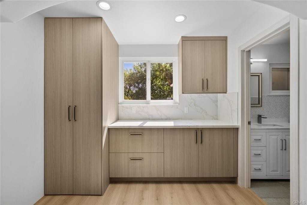 11230 Dominica Avenue - Photo 3 of 8