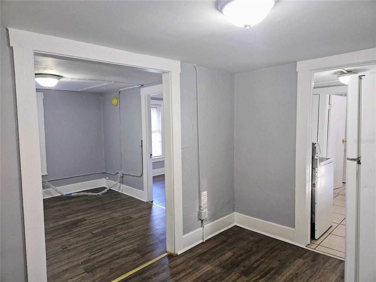 944 1/2 15th Ave S #2 - Photo 4 of 19