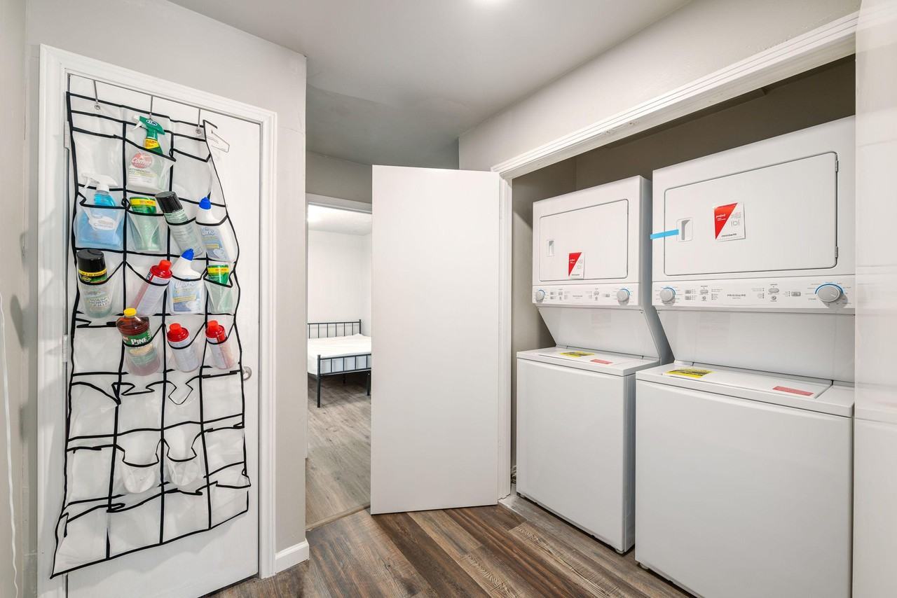 Edgemont Ave - Photo 4 of 11