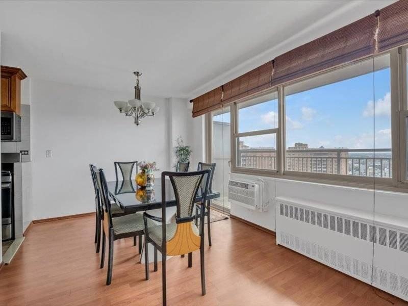 2925 W 5th St #23B - Photo 4 of 13