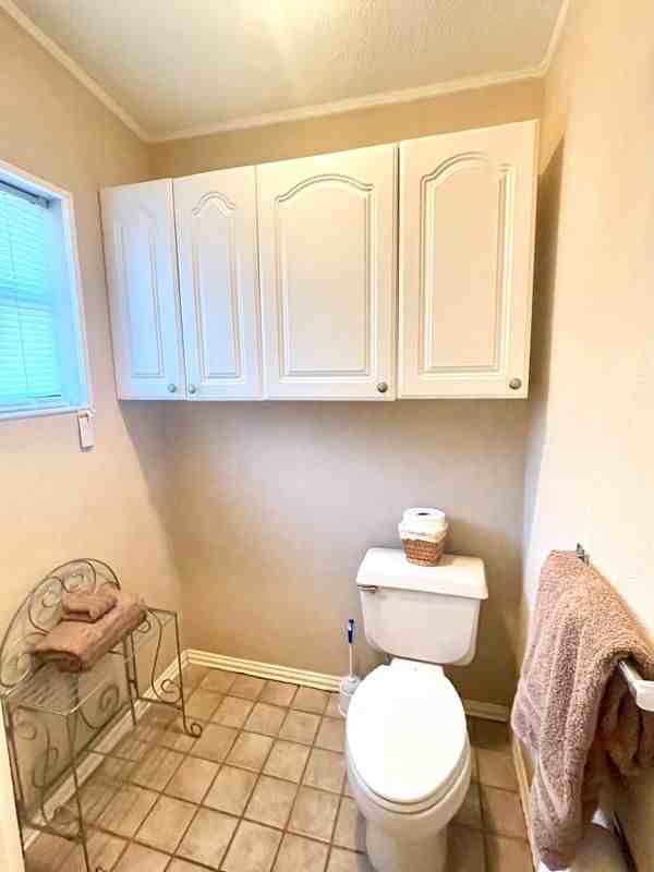 406 Longshadow Rd - Photo 2 of 14