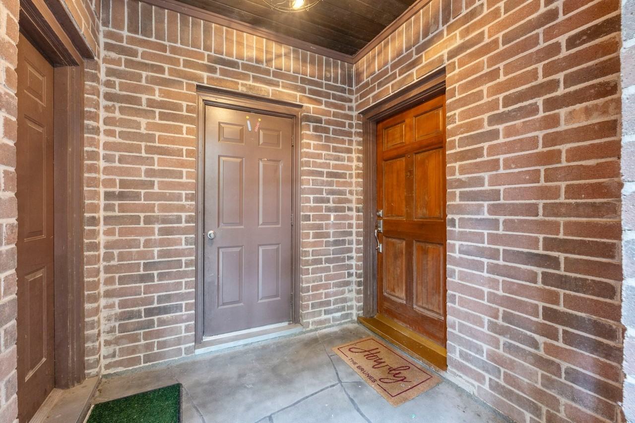 17 E Willowwood Ct - Photo 4 of 34