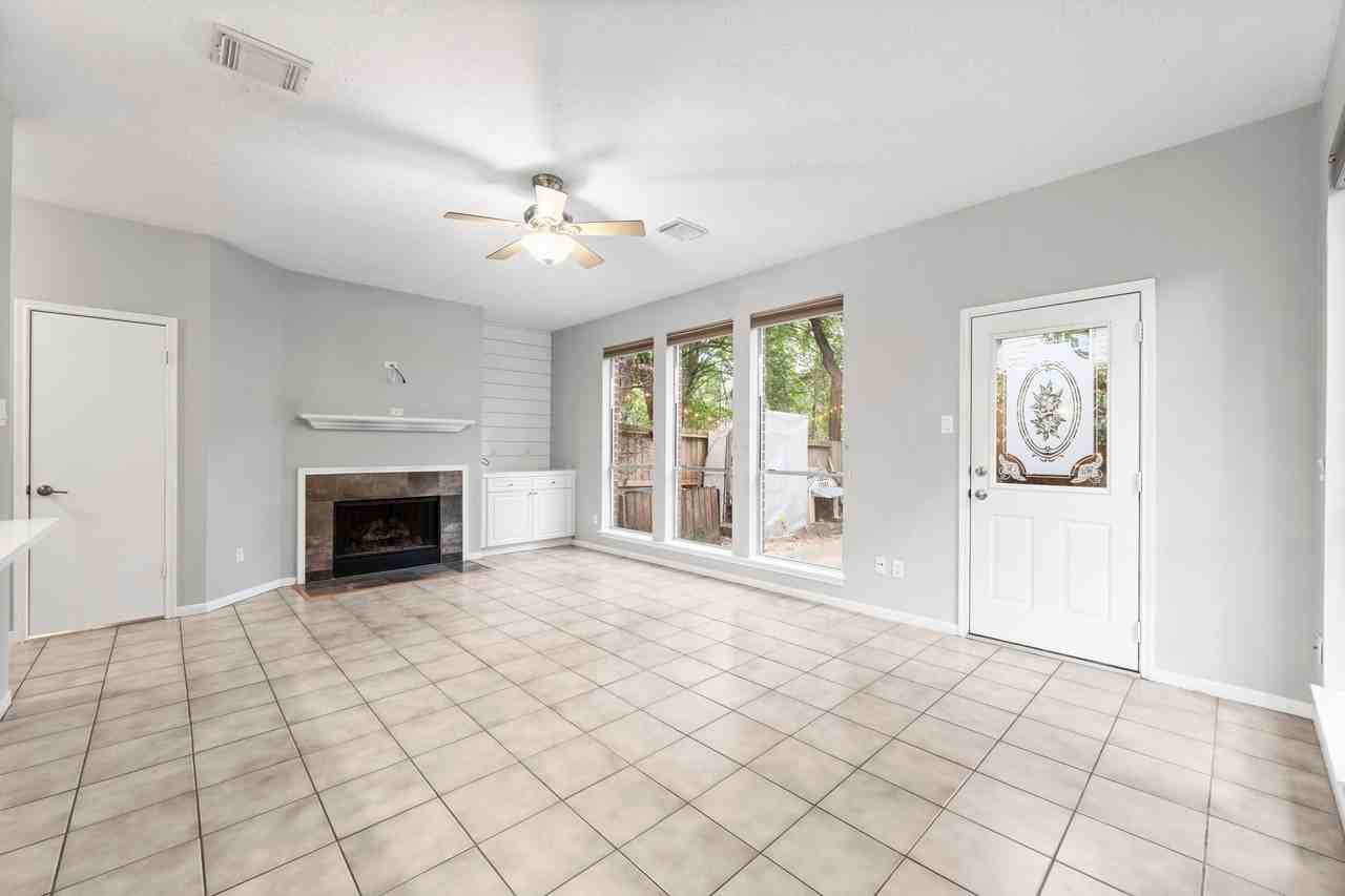 17 E Willowwood Ct - Photo 7 of 34