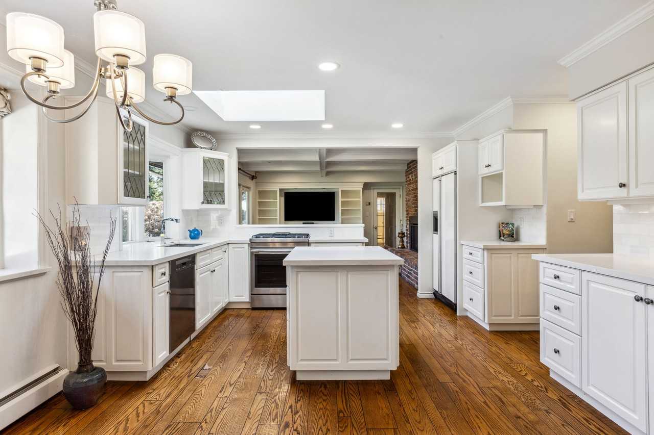 1488 Berkley Road - Photo 2 of 29