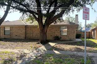 8658 Holly St - Photo 1 of 1