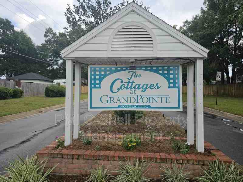 111 Wildflower Ln - Photo 2 of 27