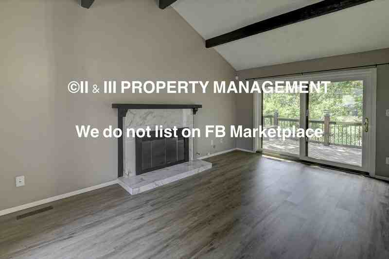 573 Nw Valleybrook Rd - Photo 3 of 45