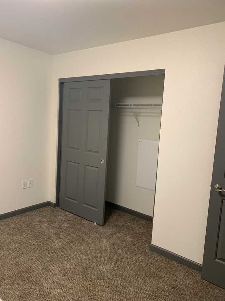 The Towers at Pink Hill - Photo 5 of 34